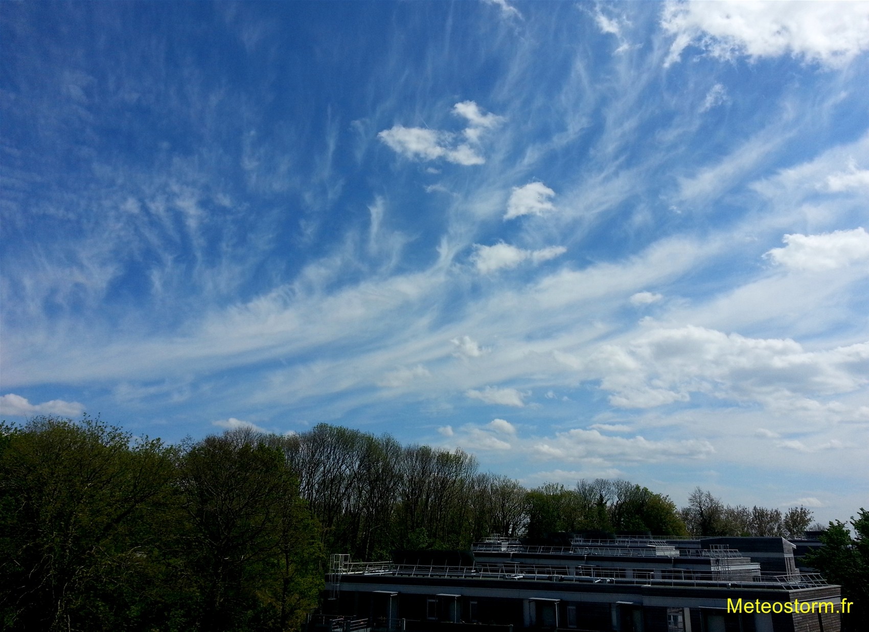 Cirrus et cumulus au Havre (76) le 07/05