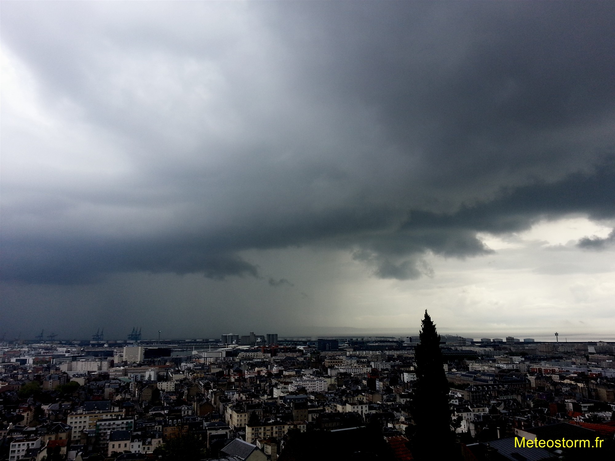 Orage du 10/05/2016 au Havre (76)